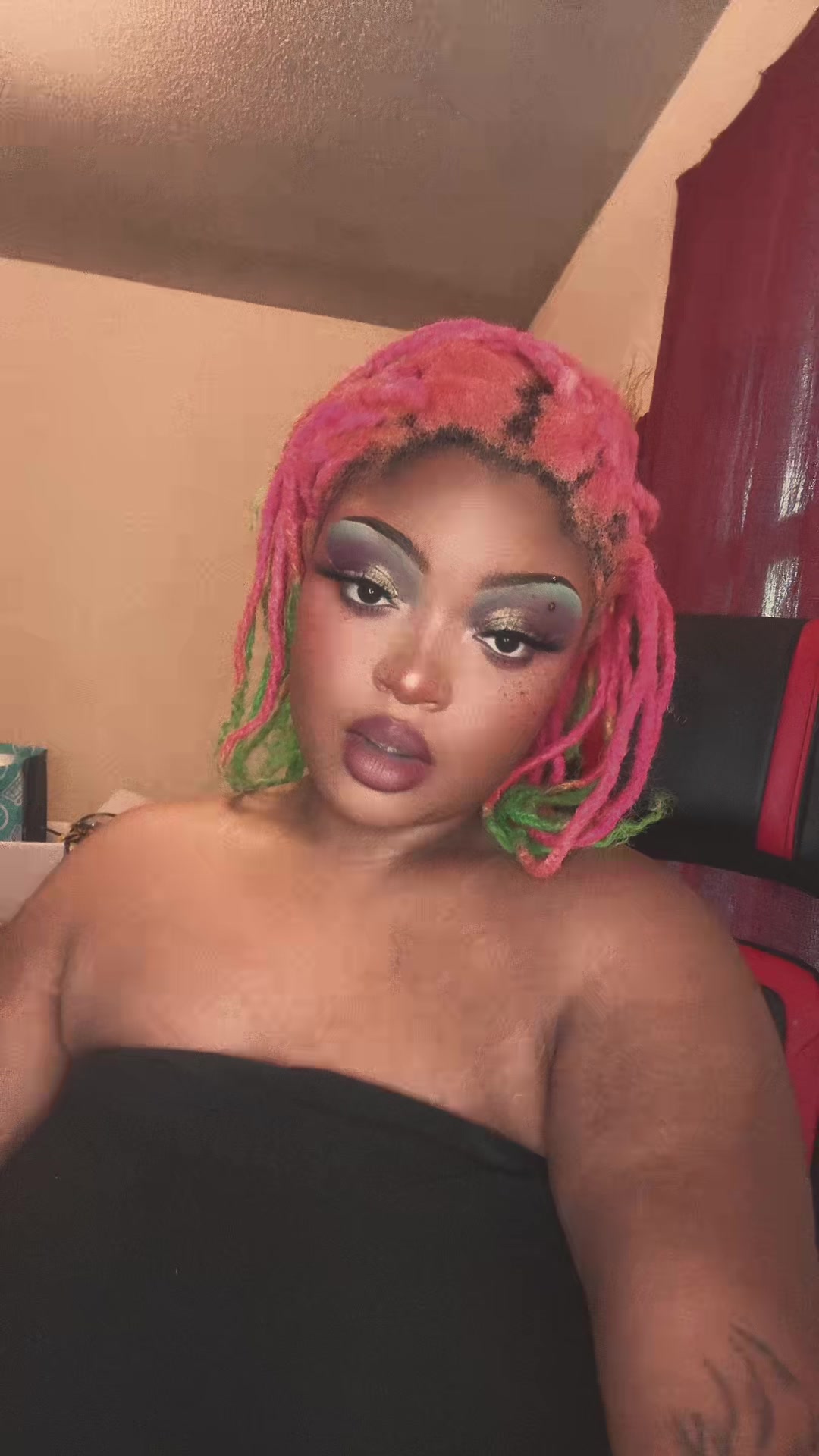 @Waifujai