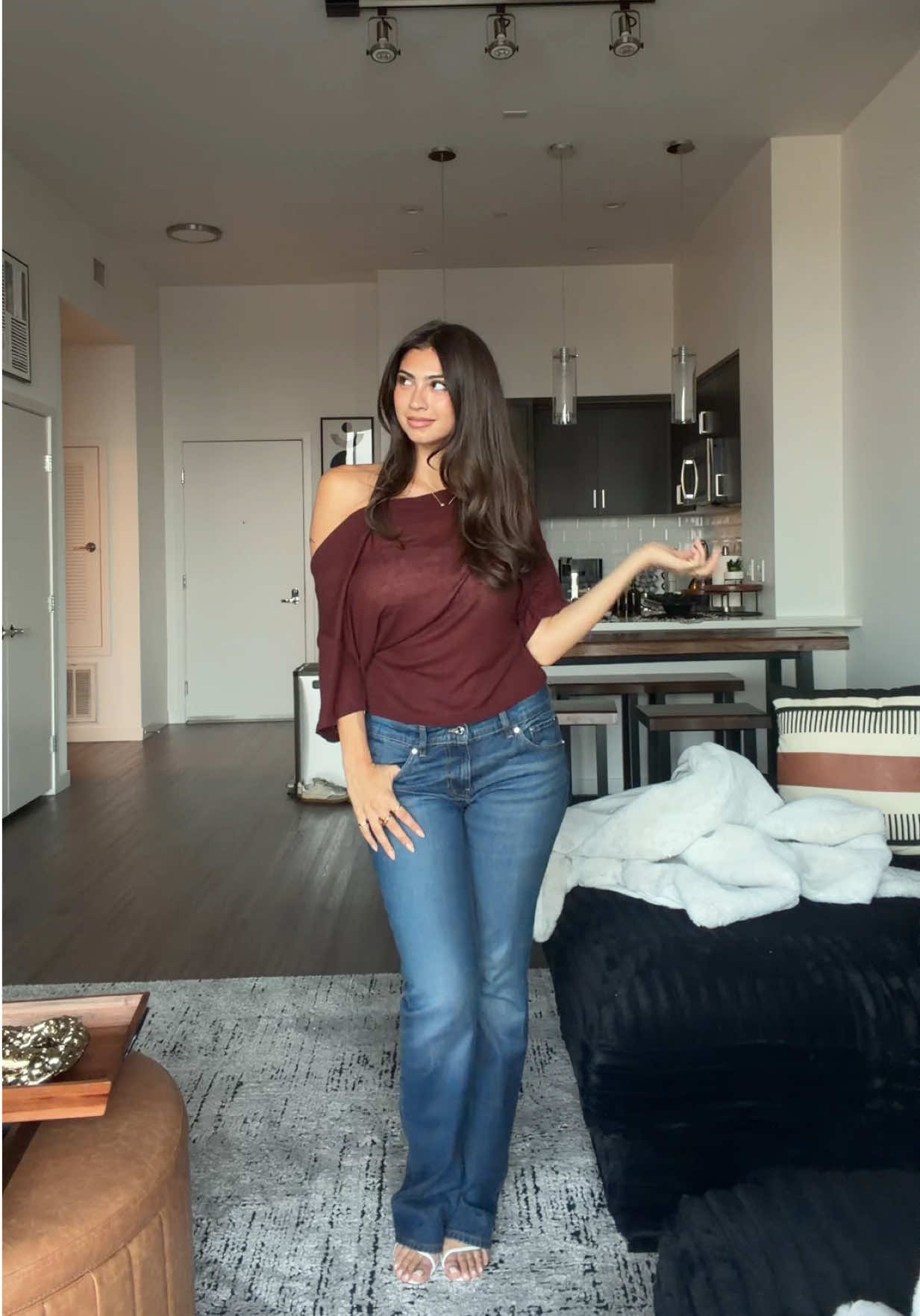 @Bella