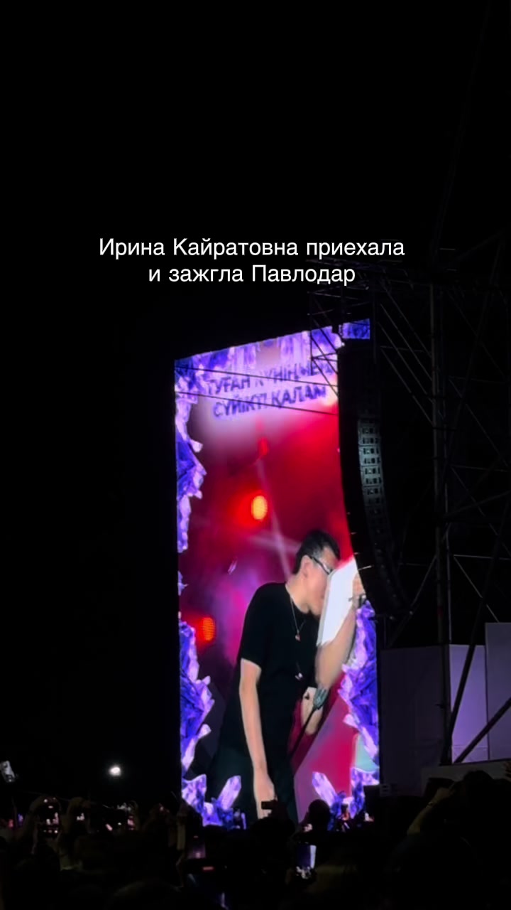 @🌕