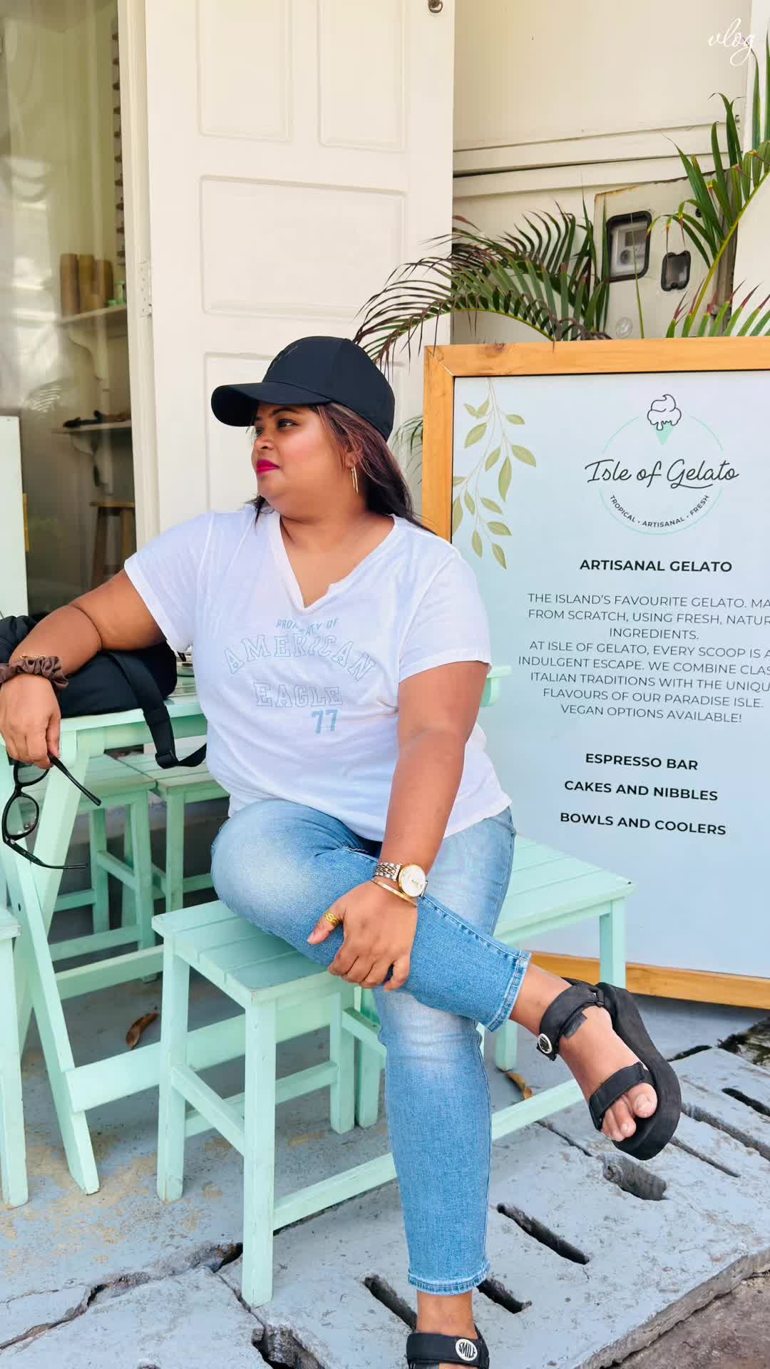 @Ayanthi🩷Travel 🧿Food🪬🧿✨