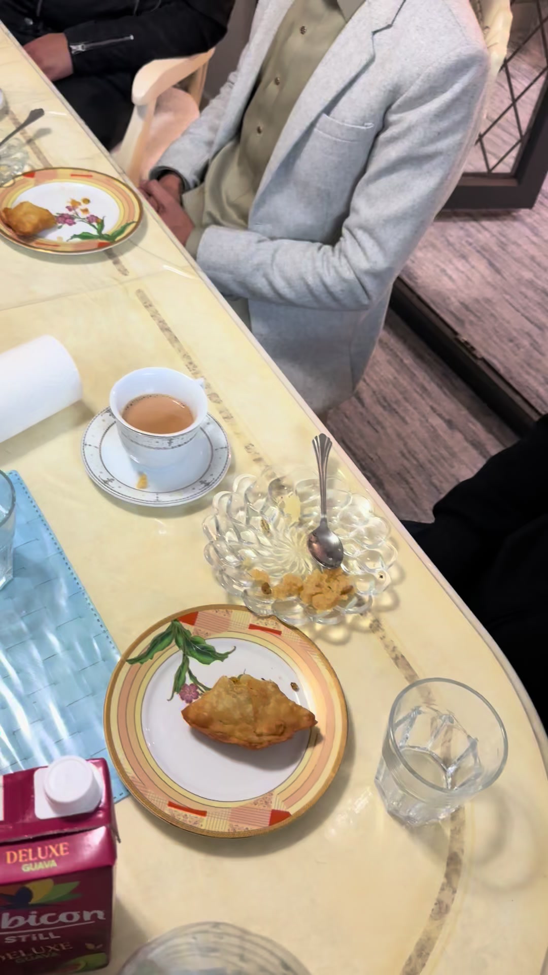 @S Aroom sudozai
