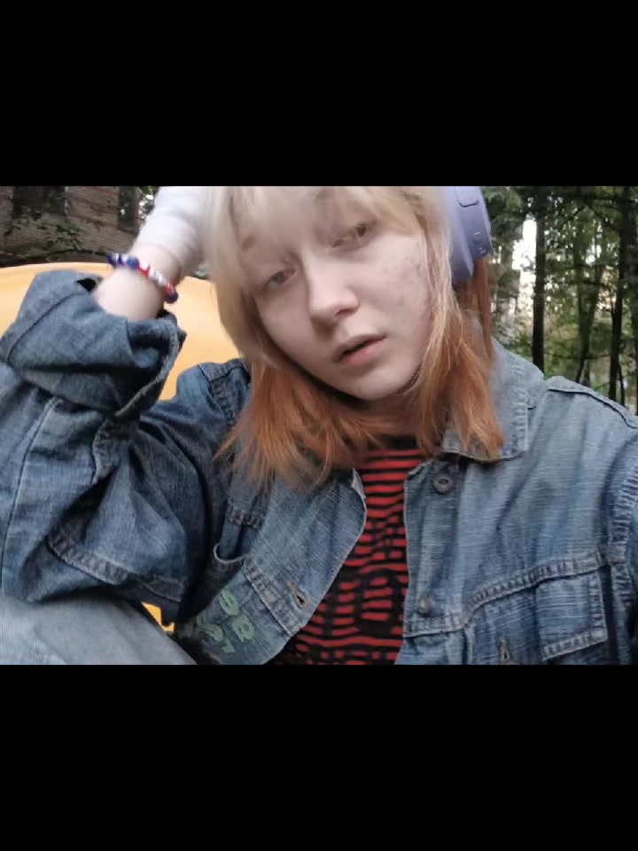 @🦆лиам юговская! ๋࣭ |-/⭑˚˖