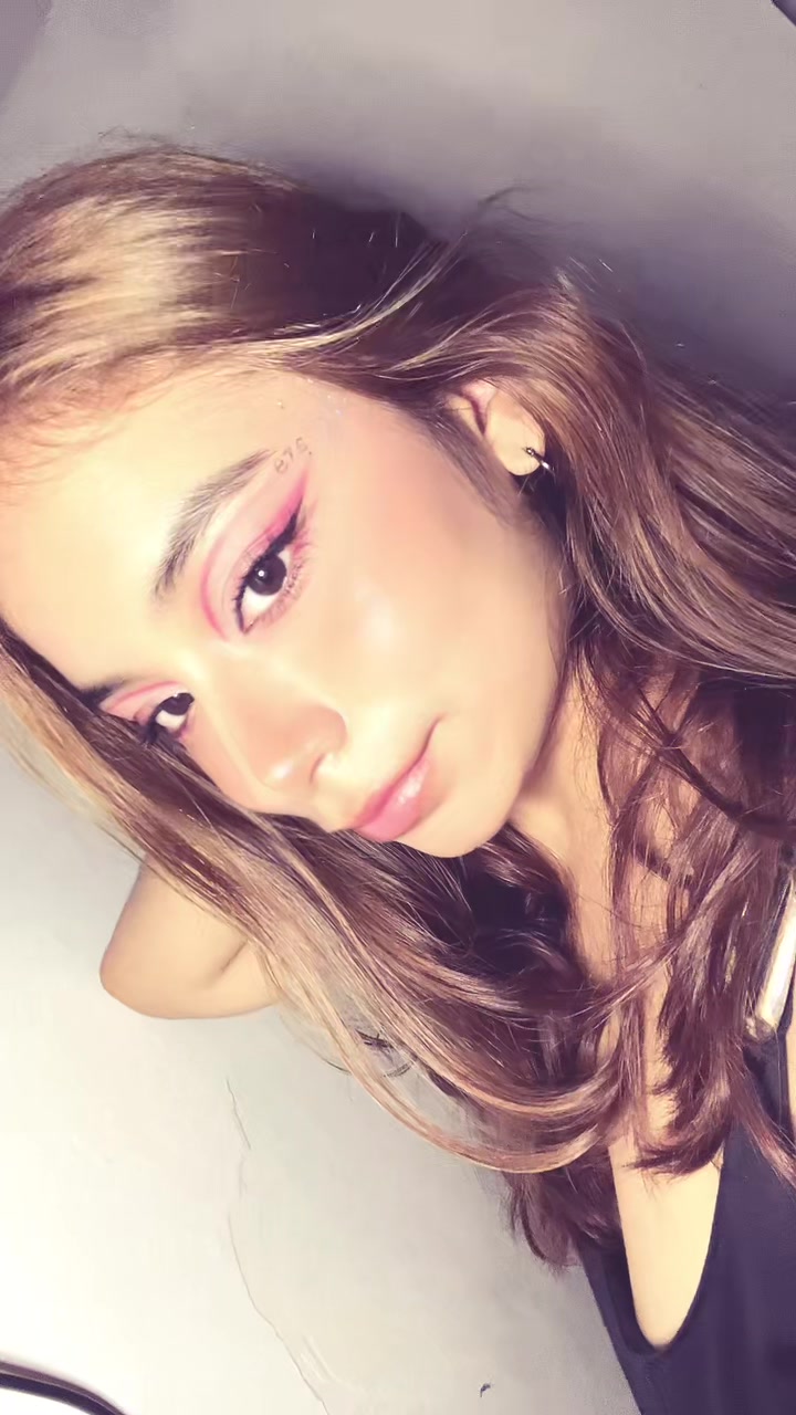 @DamarisRomer0