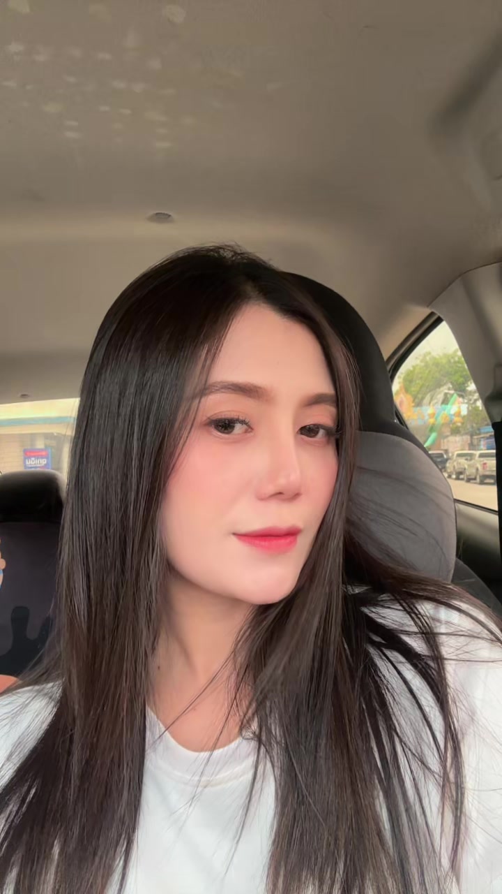 @AnnyMintra🤍