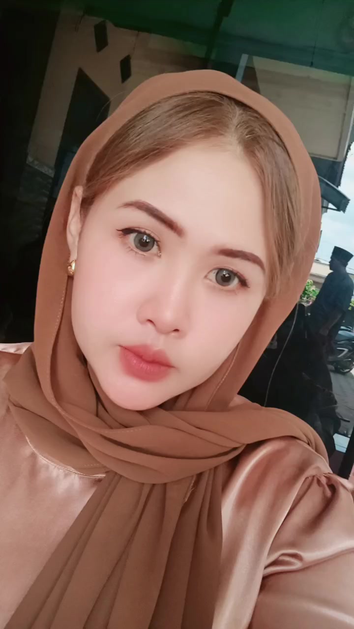 @adinda🦋✨