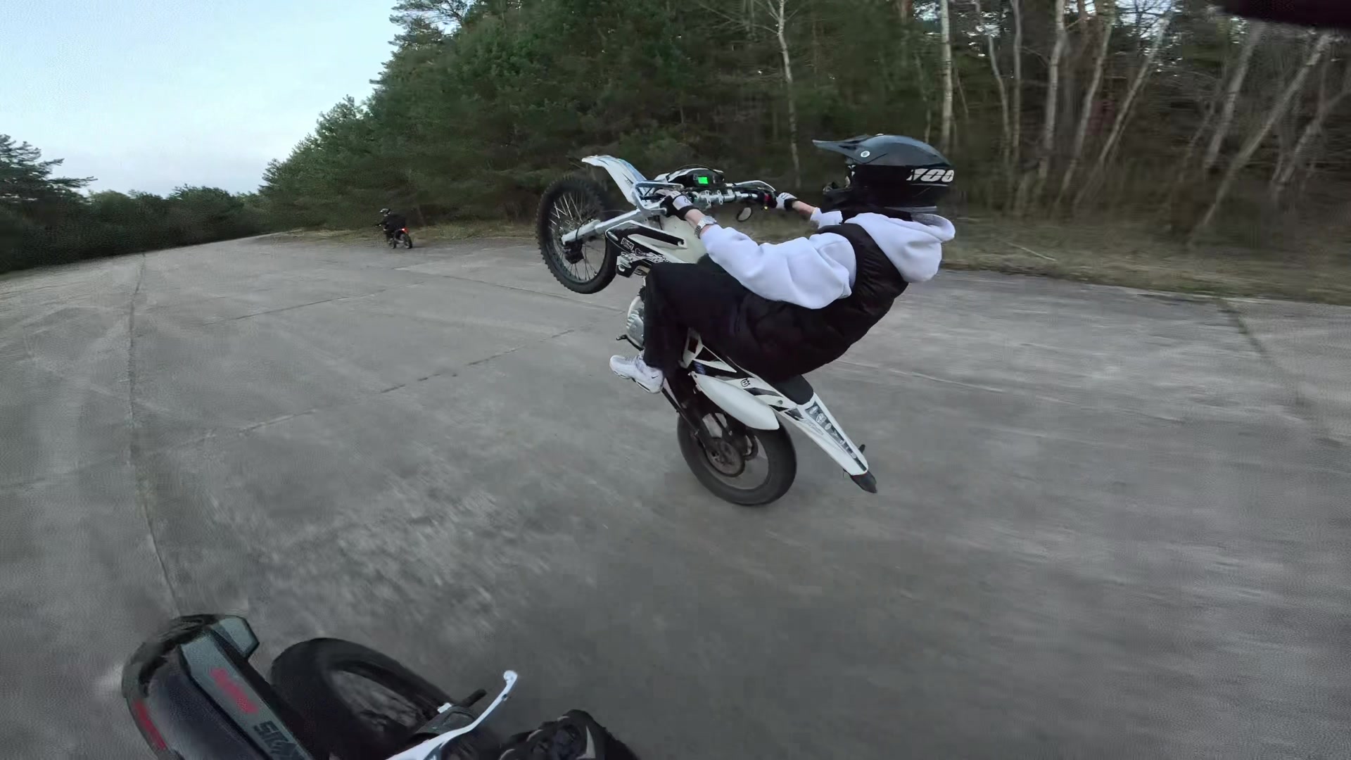 @#moto_brat667...