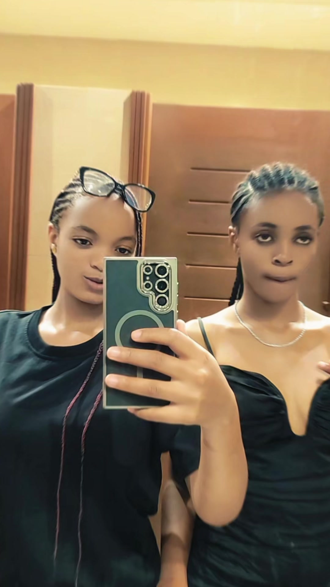 @🦋 𝐁𝐀𝐁𝐄 ~ 𝐍𝐀𝐀𝐇 🦋