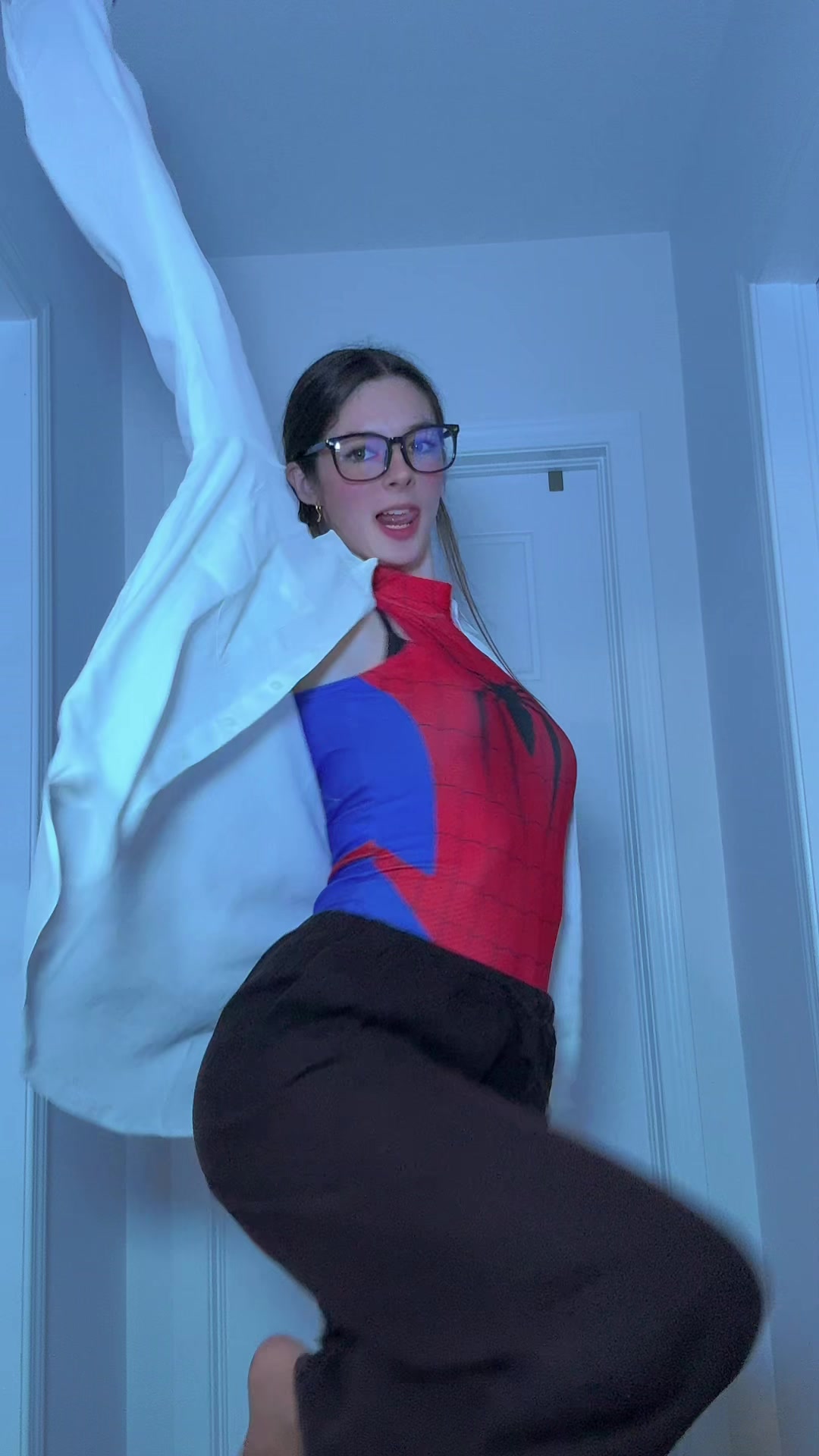 @EllaBloom