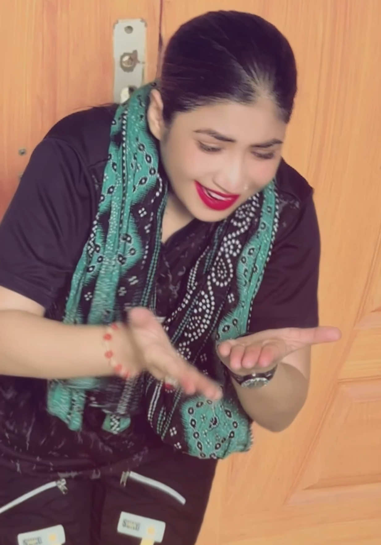 @Mahii_💔_Khan