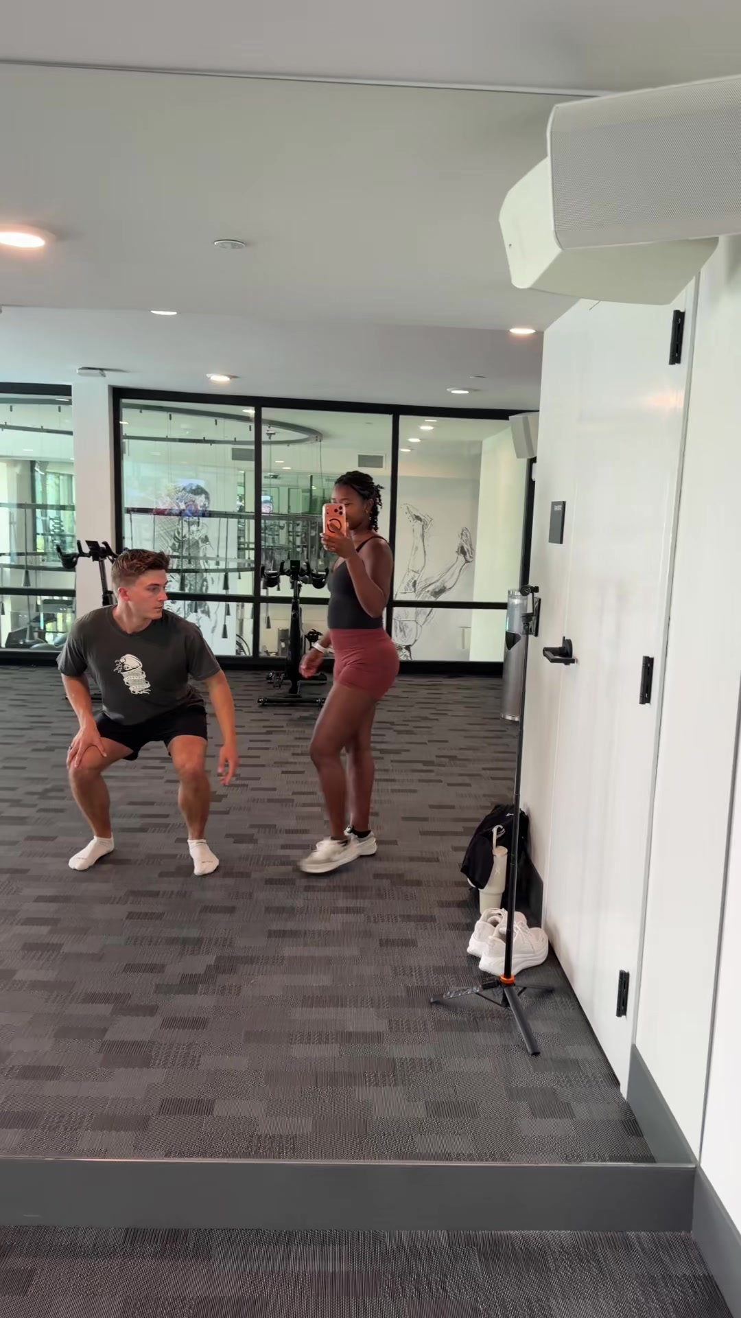 @Kia|Joseph👩🏾🤝👨🏼