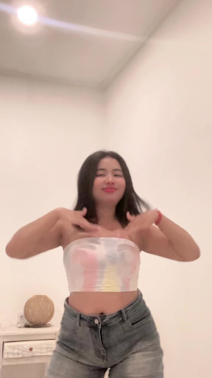 @Queen