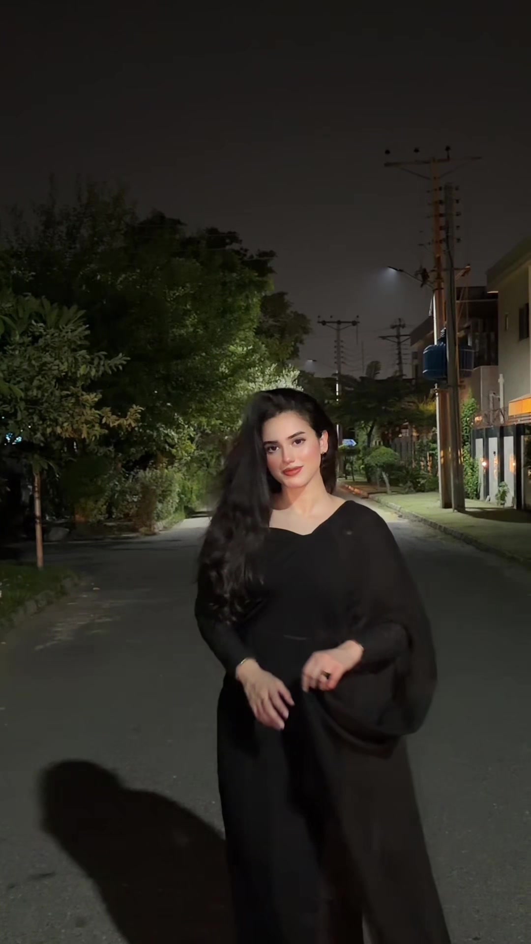 @Alina Amir