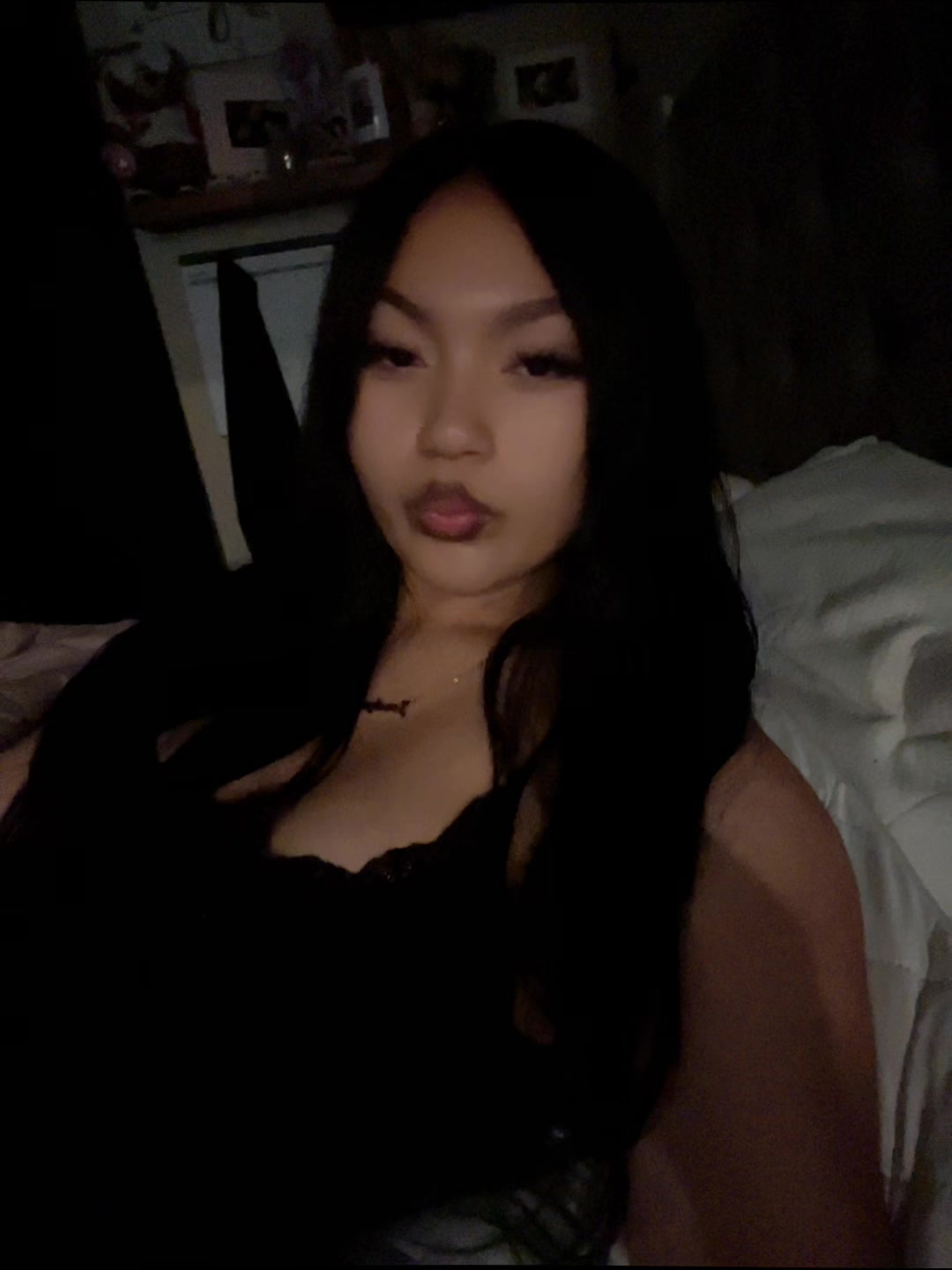 @Rezzyspamm😽