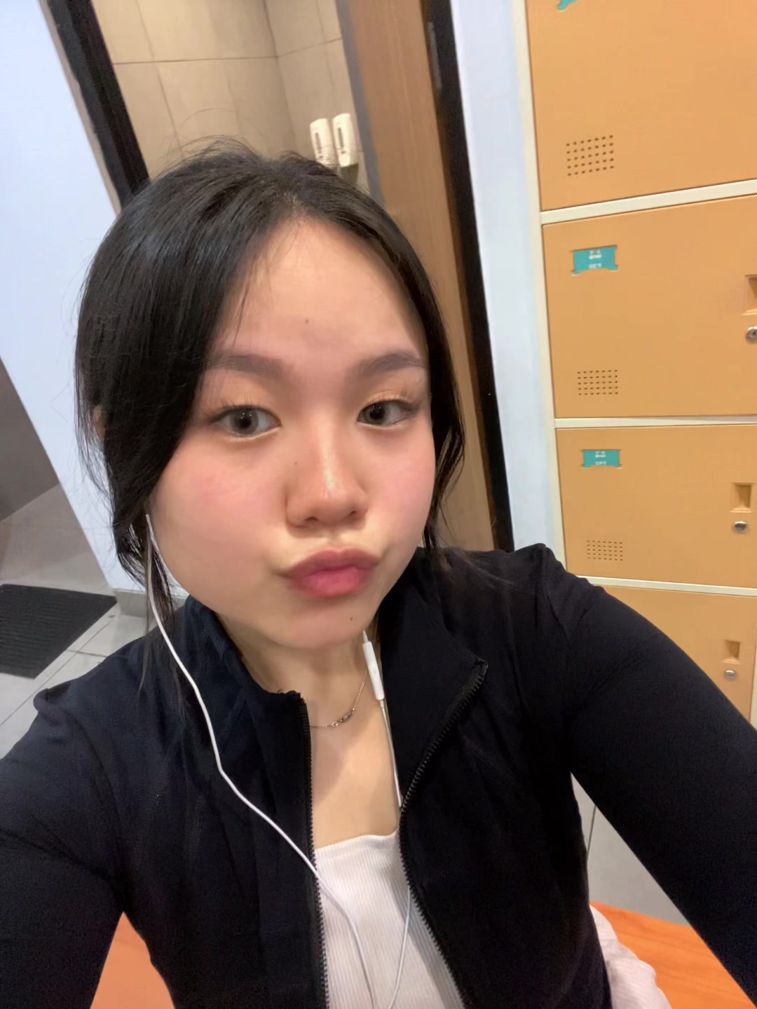 @tiffanii𝜗ৎ