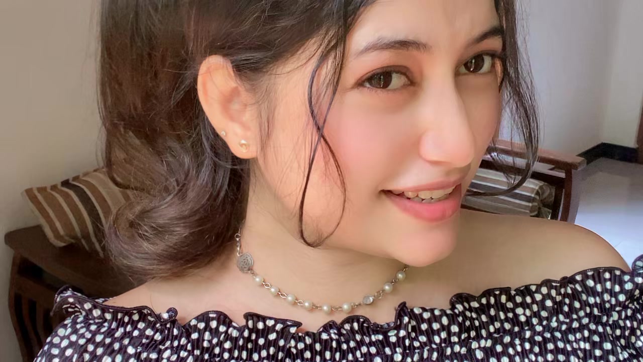 @✿❀_ANJU_ITHRA_ᥫᩣ