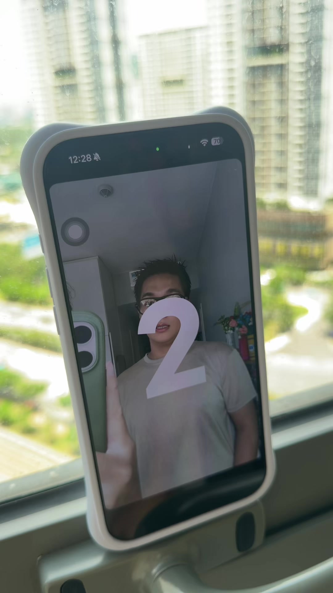 @T