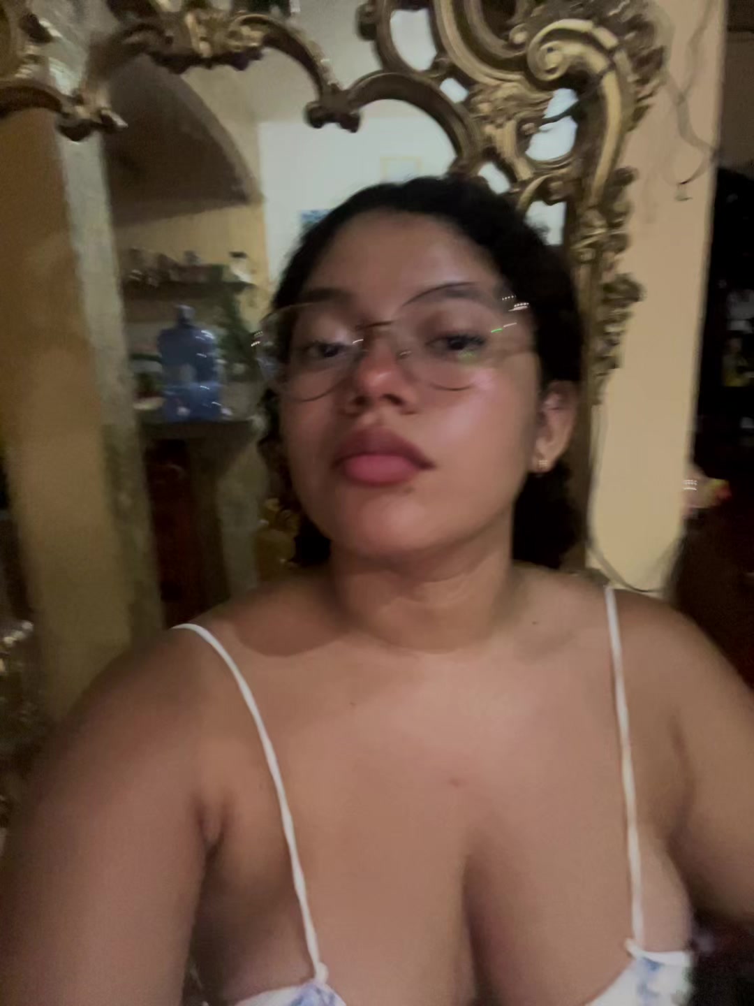 @mome🦋