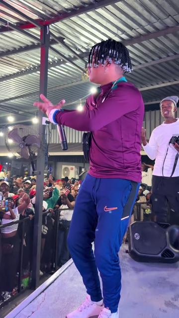 @Nikka la Lekompo