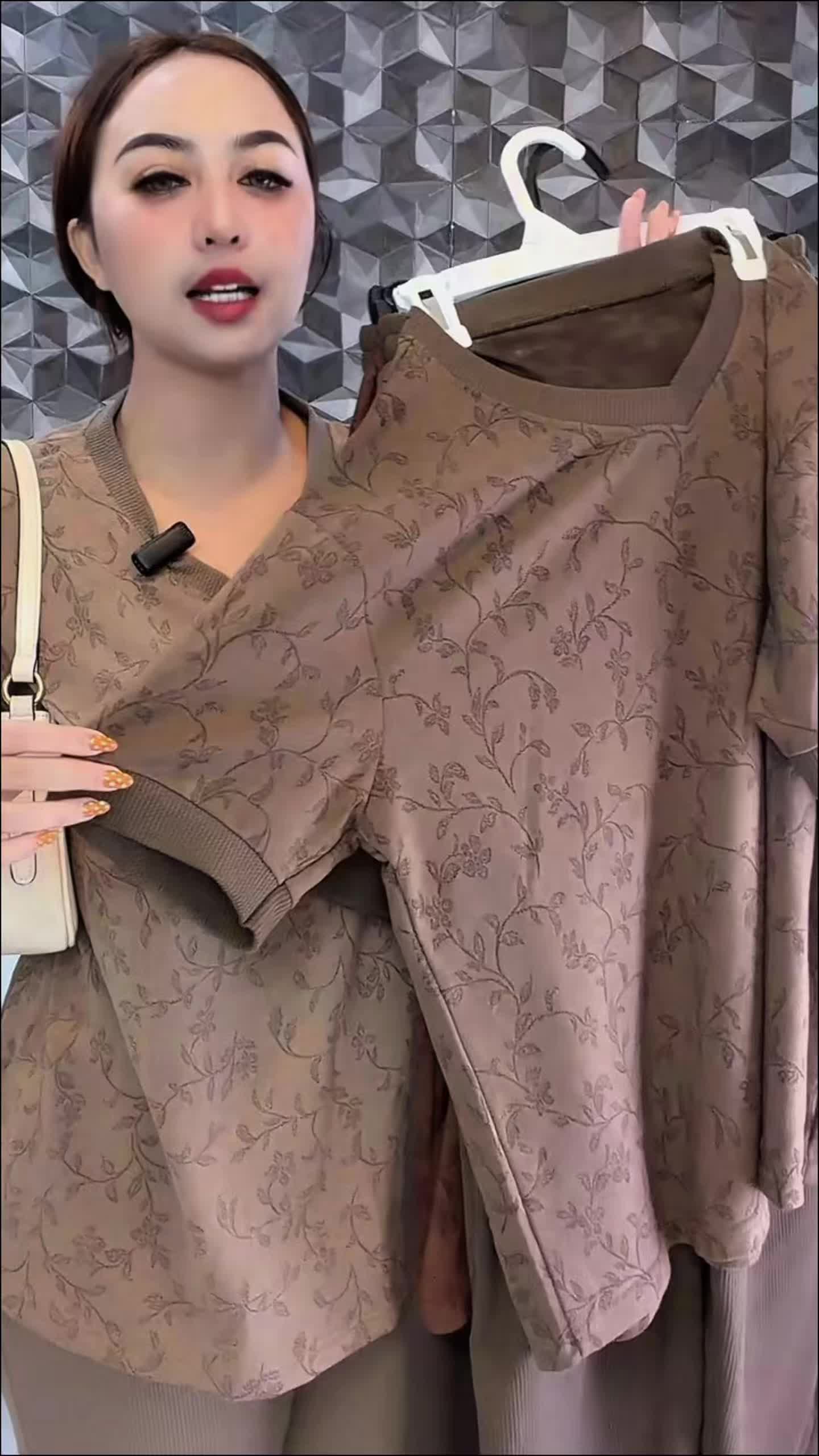 @nailakharisma4
