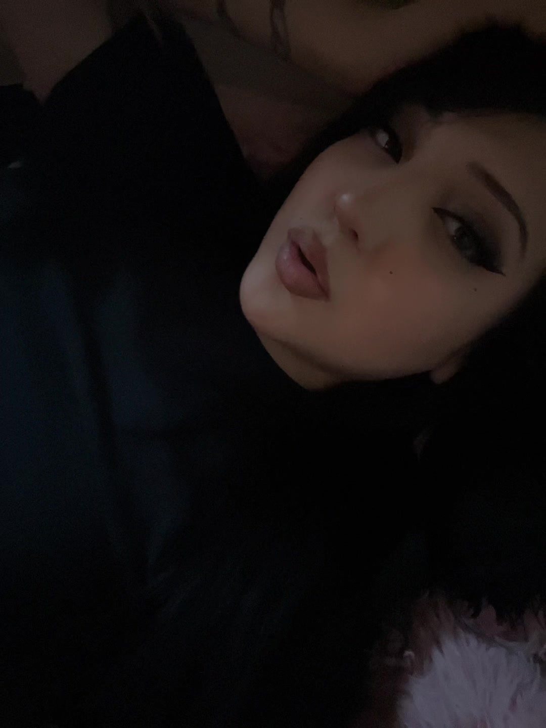 @𝔅𝔩𝔬𝔬𝔡𝔶𝔄𝔫𝔤𝔢𝔩