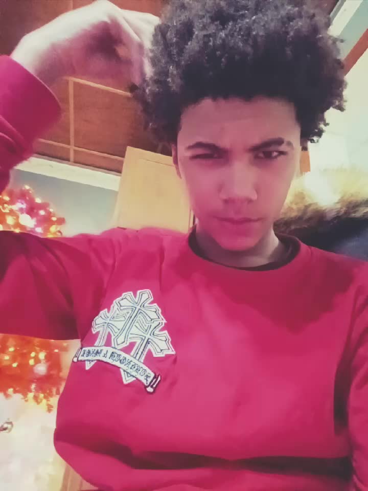 @MariTooTac