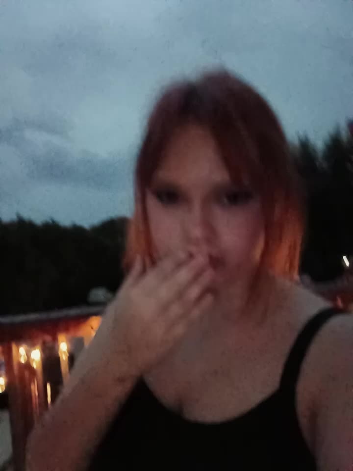 @𝔰𝔬𝔭𝔥🧟♀️🕷️