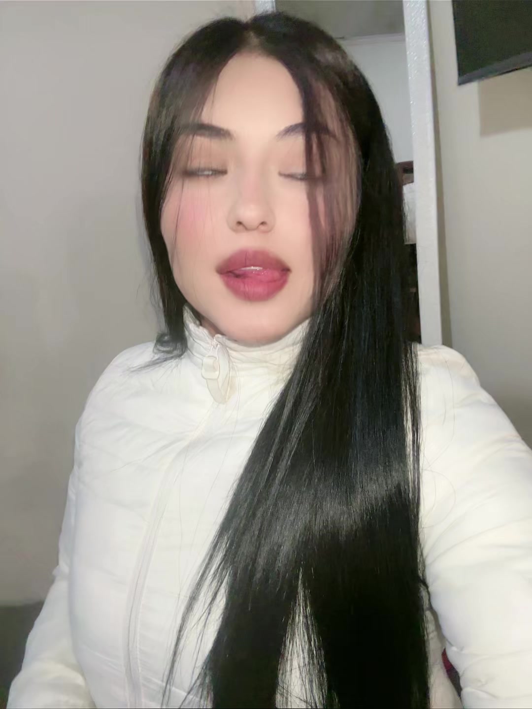 @Alejandra