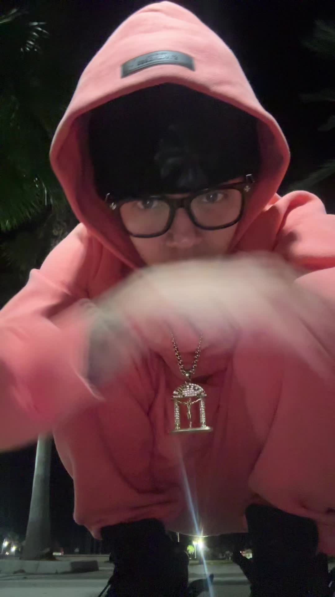 @4