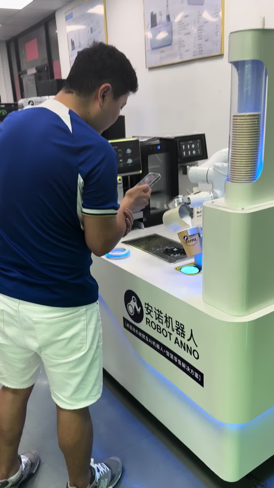 @Anno Robot Barista Coffee