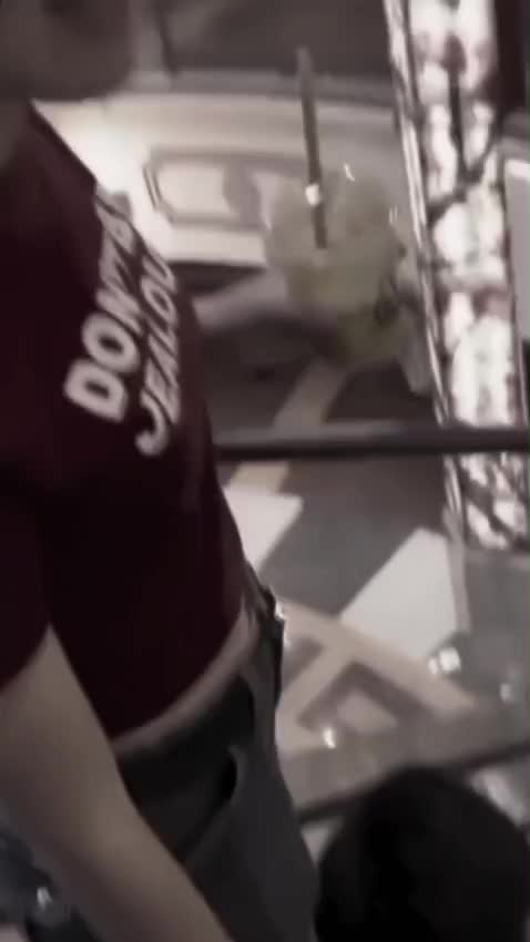 @strverse_