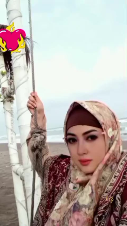 @Liztya_Liz 010