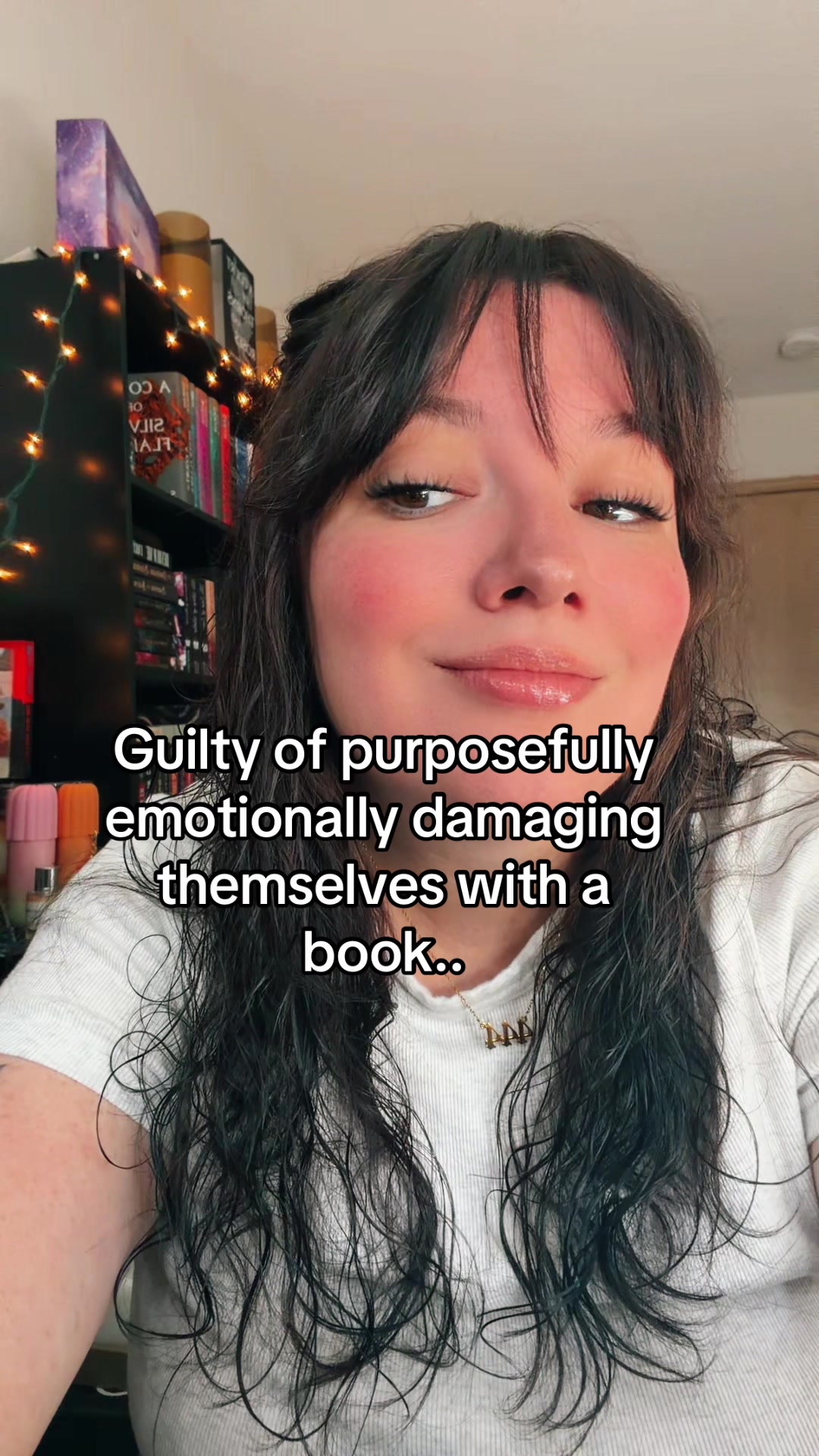 @Danielle Reads 📚☕️ 🧸