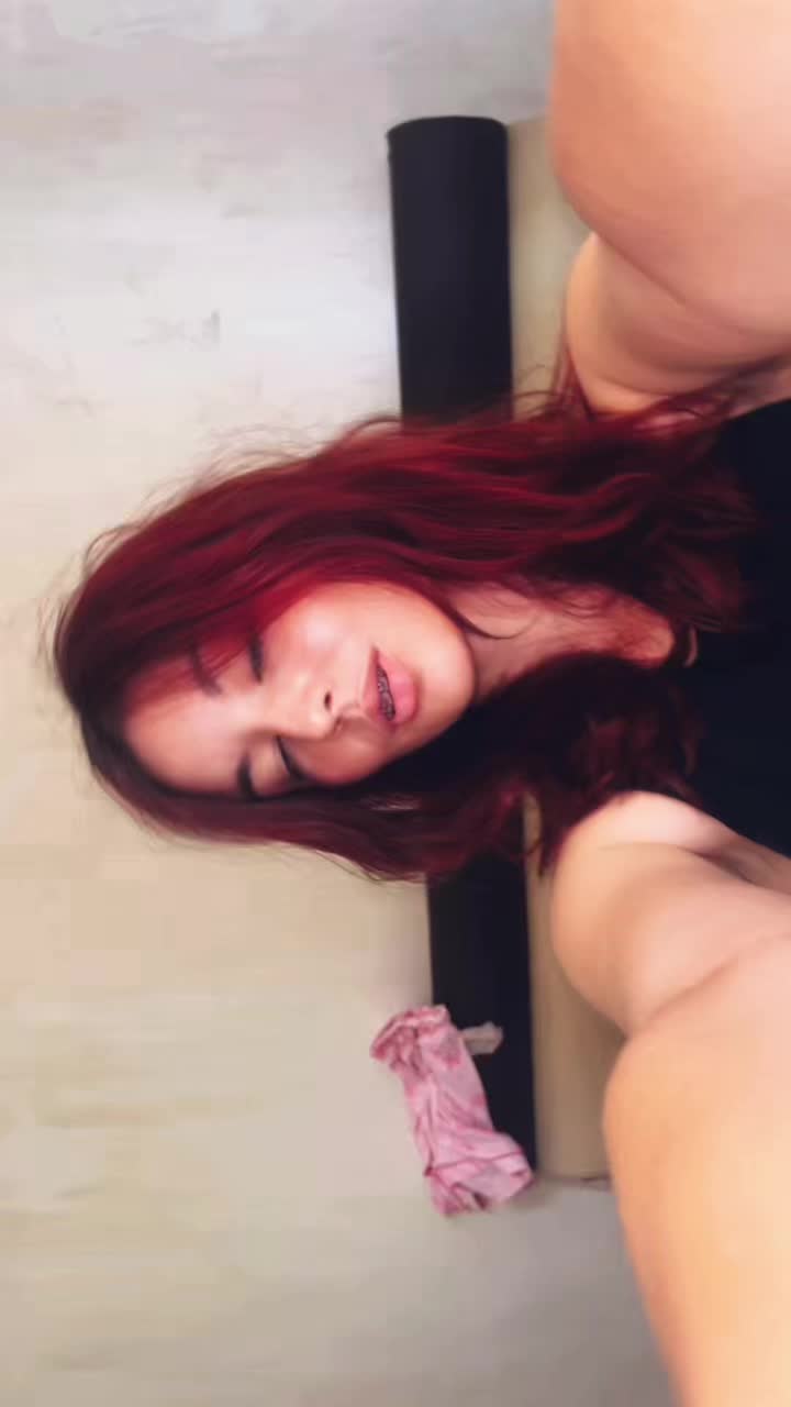 @Анчи🪐