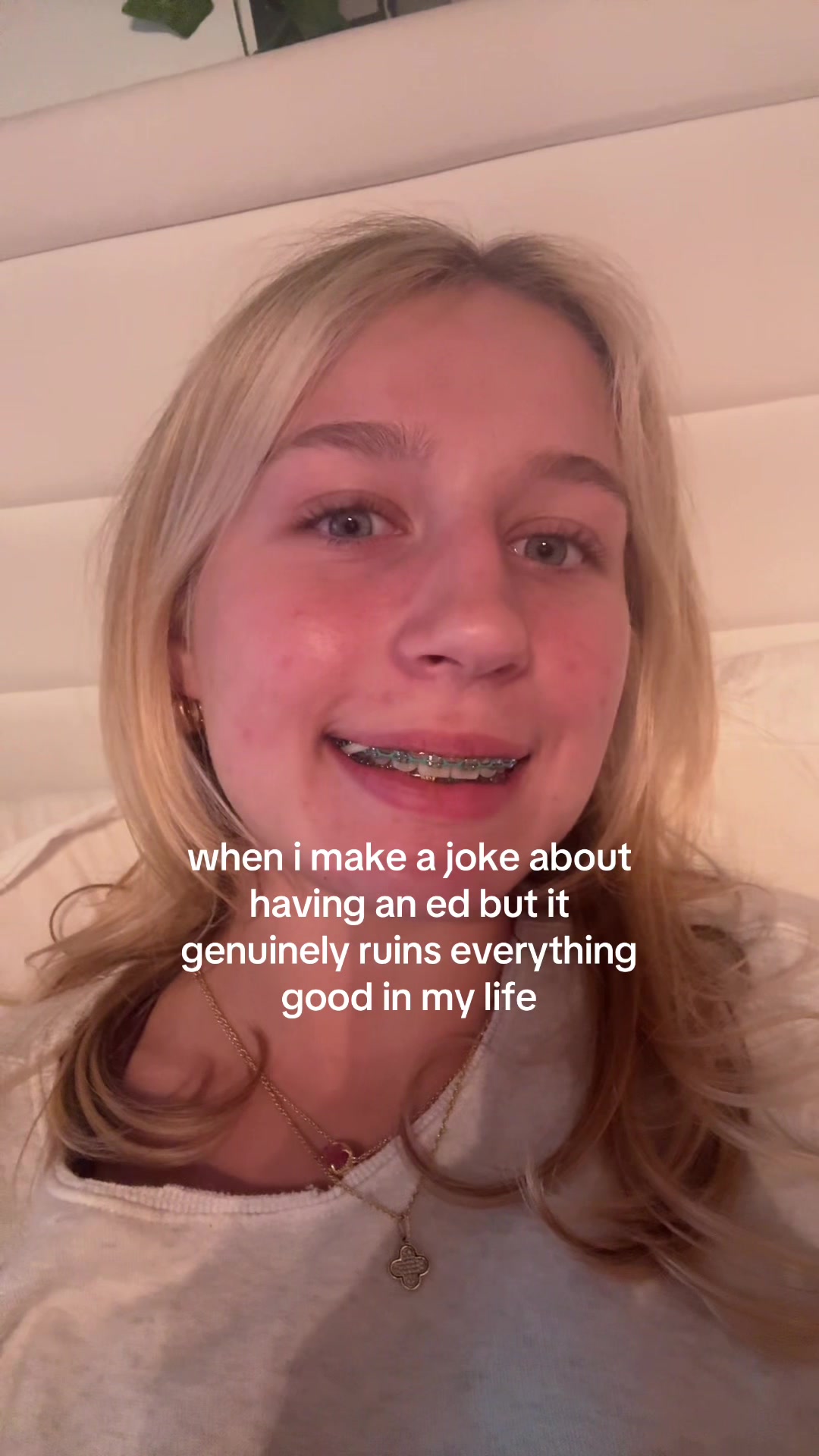 @༺♰༻
