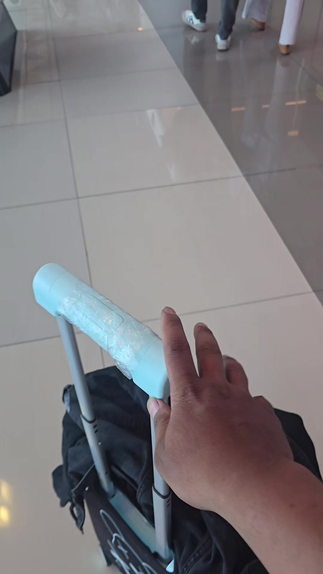 @Khenzilaw_