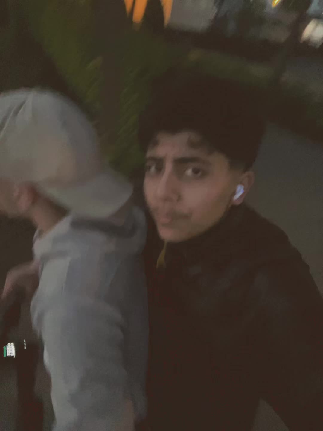 @F a r z i n