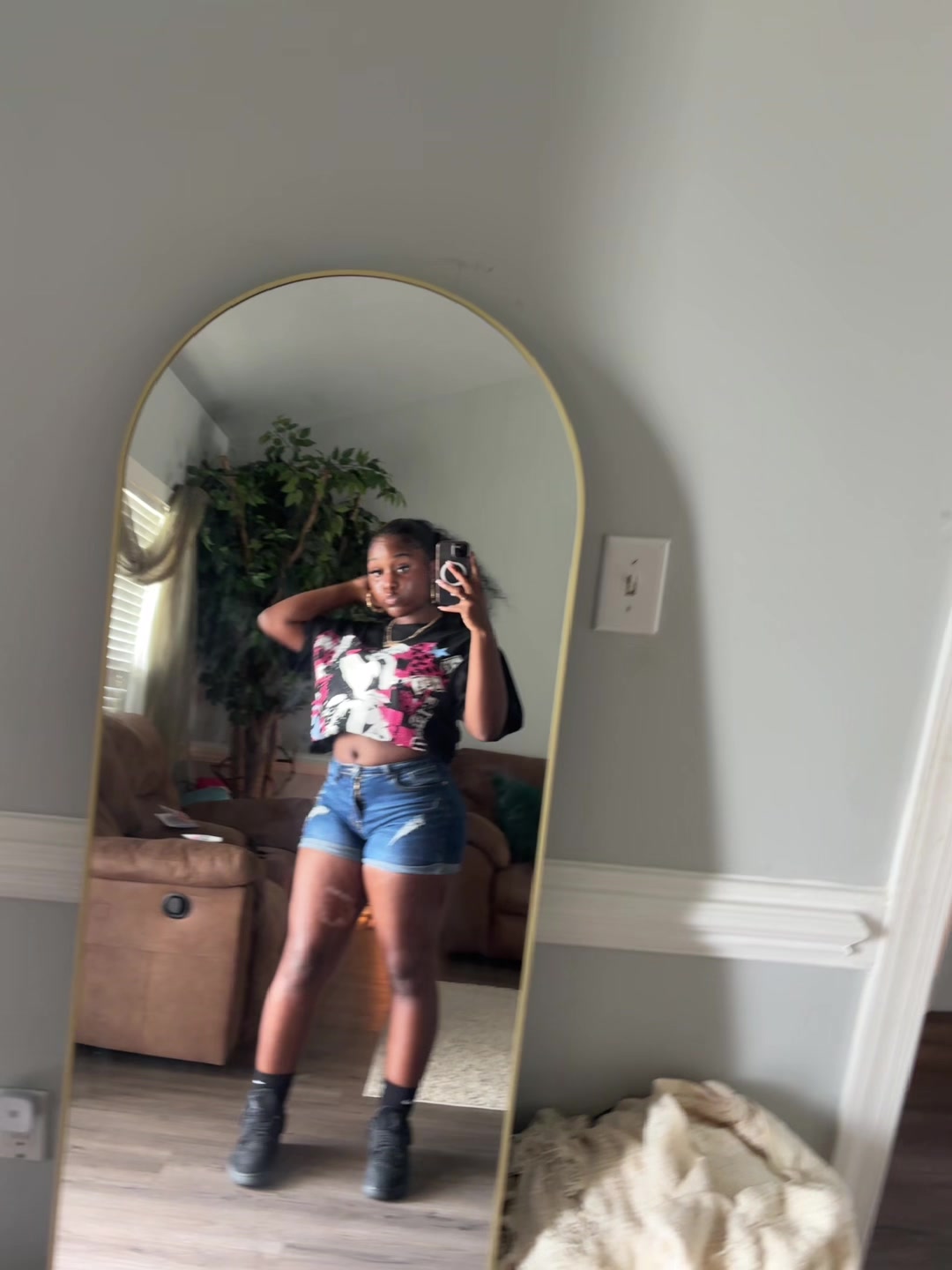 @yofavchocolatedropp._