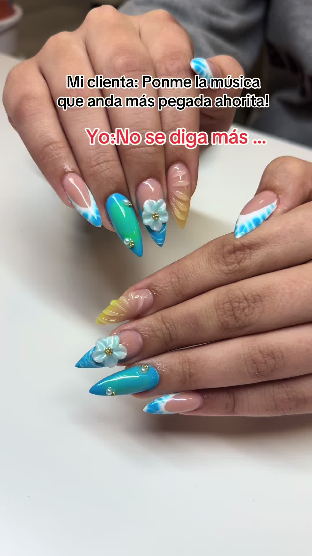 @Makeupby_kareli