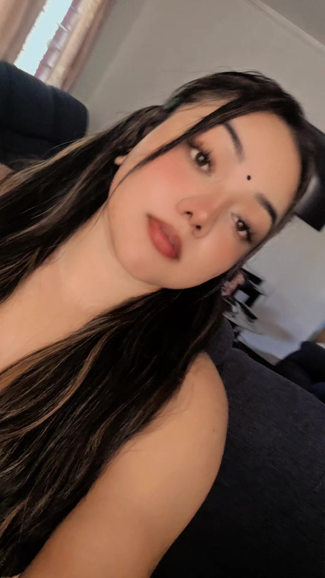 @Sharon_Raj🔥