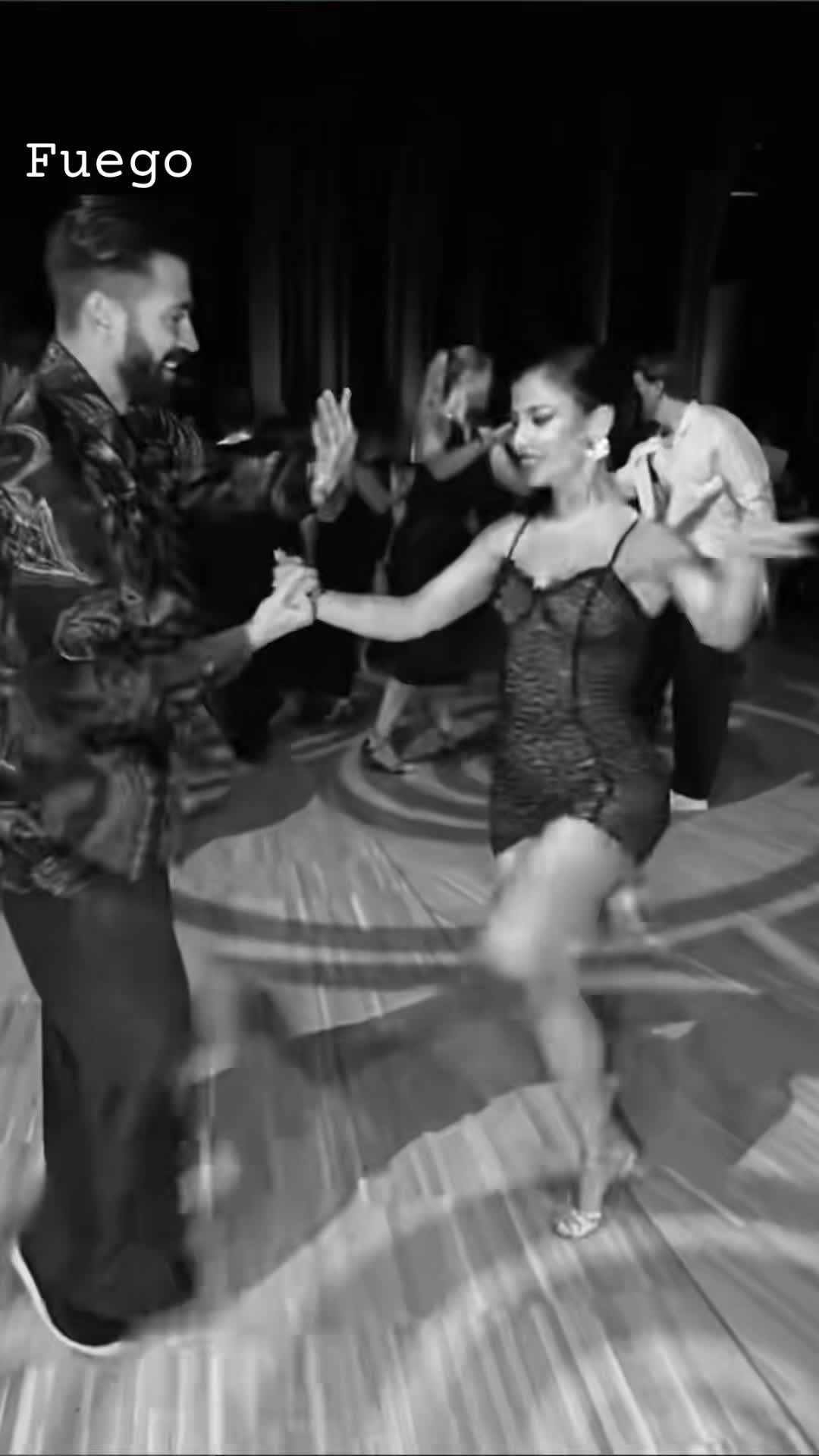 @Salsa De Corazon