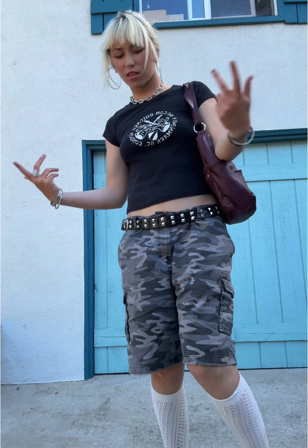 @floraaamadrigal