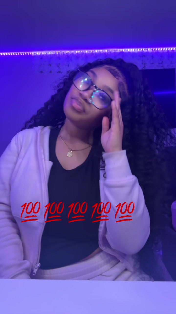 @Niyahh .