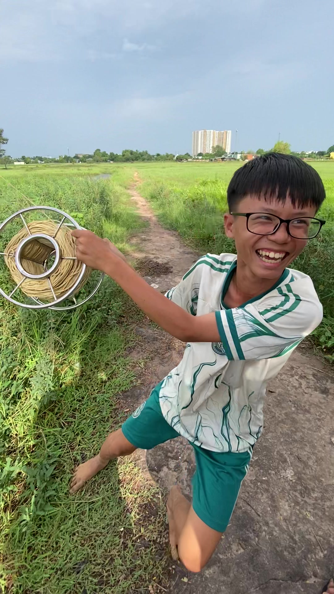 @Thả diều cùng Lợi