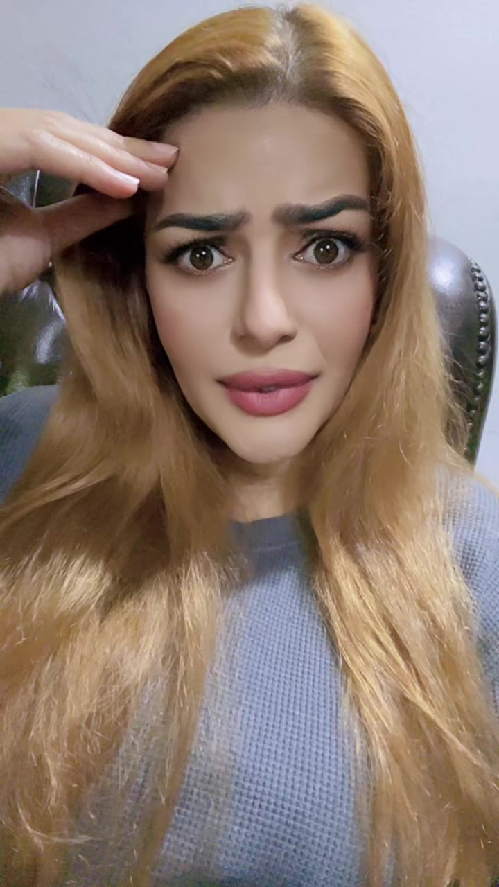 @missrara_kf
