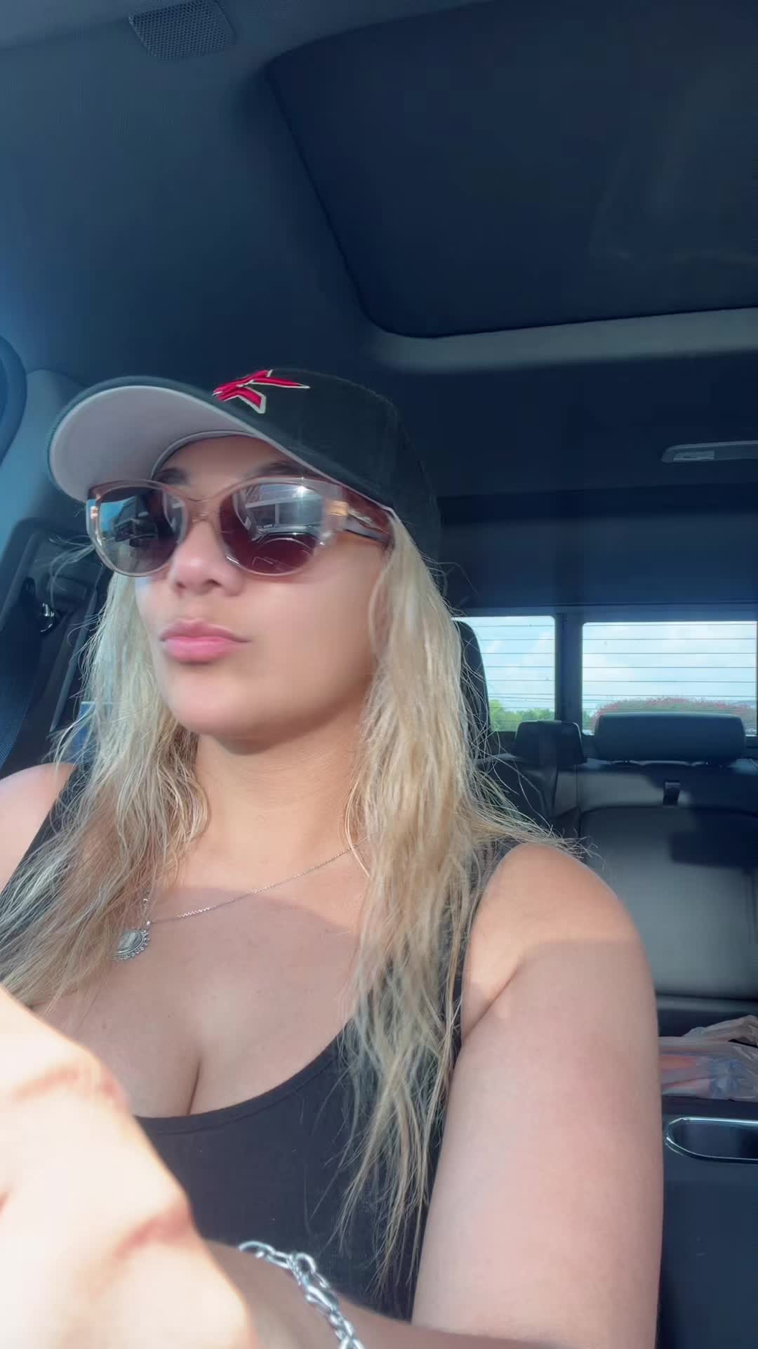 @Christy10110