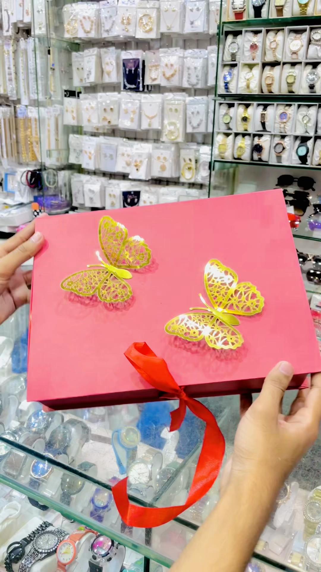 @The Gift Gallery ๐