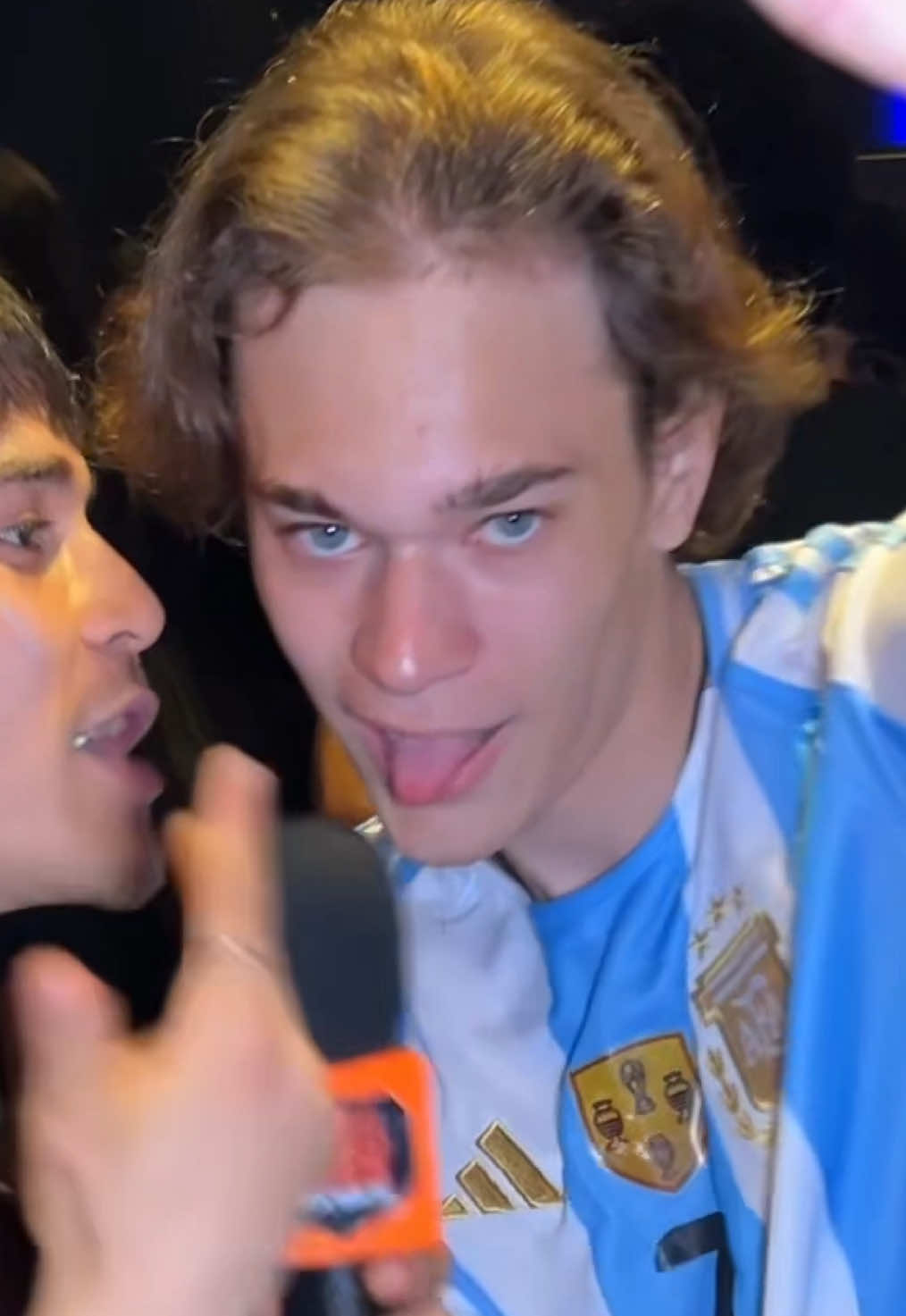 @TRAVELROCKOFICIAL