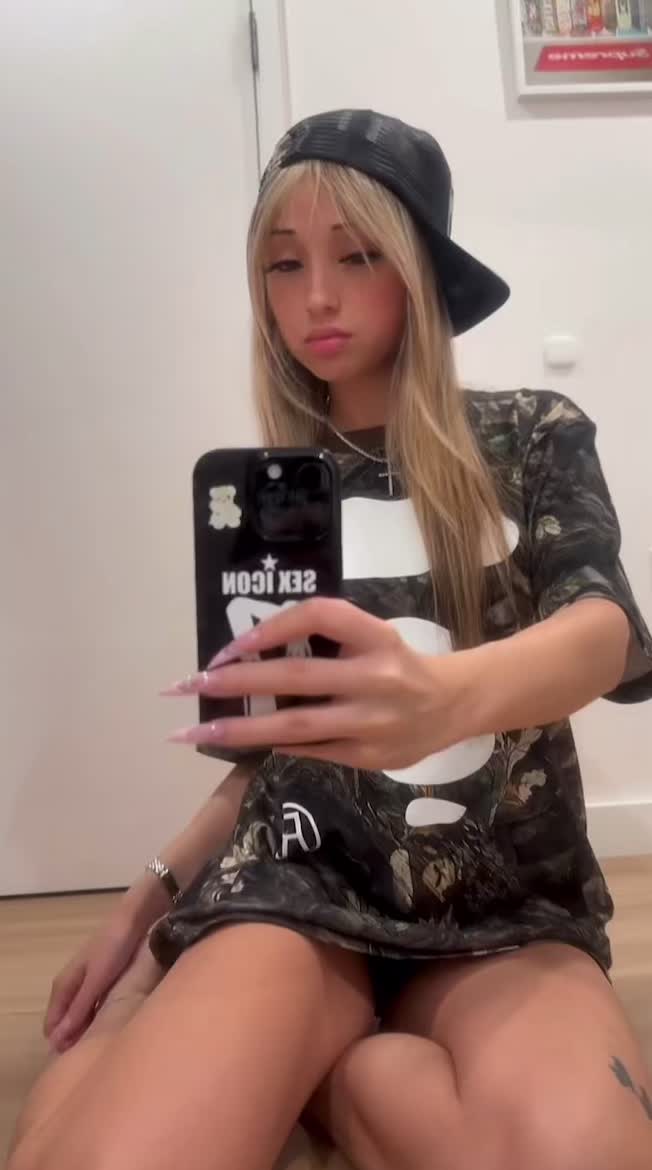 @meow