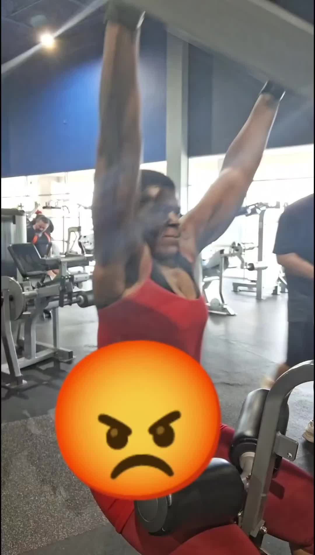 @locaknoni