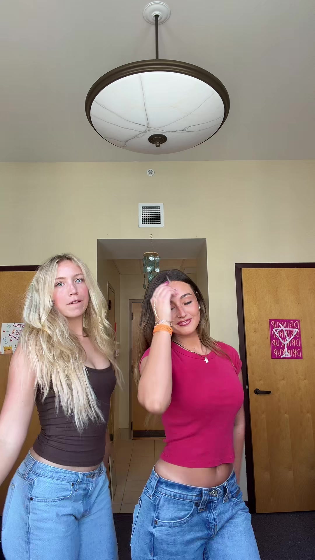 @avaroseee